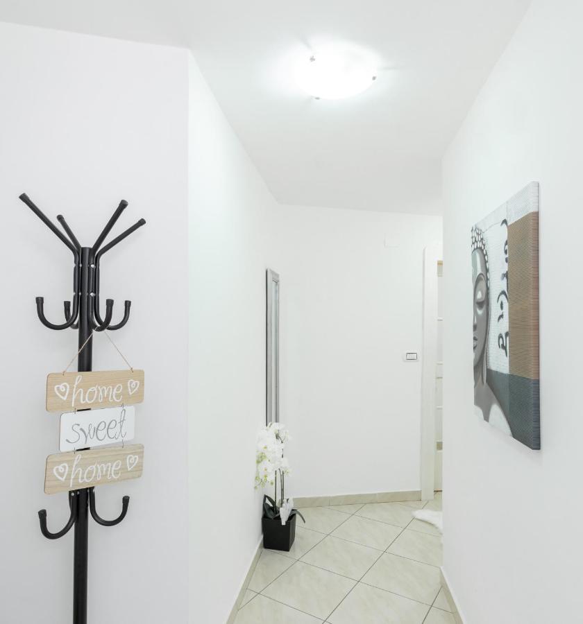 Apartment Santa Barbara Rijeka Zewnętrze zdjęcie
