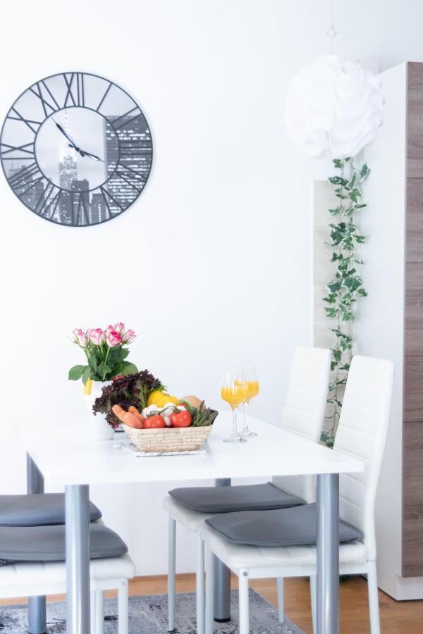 Apartment Santa Barbara Rijeka Zewnętrze zdjęcie